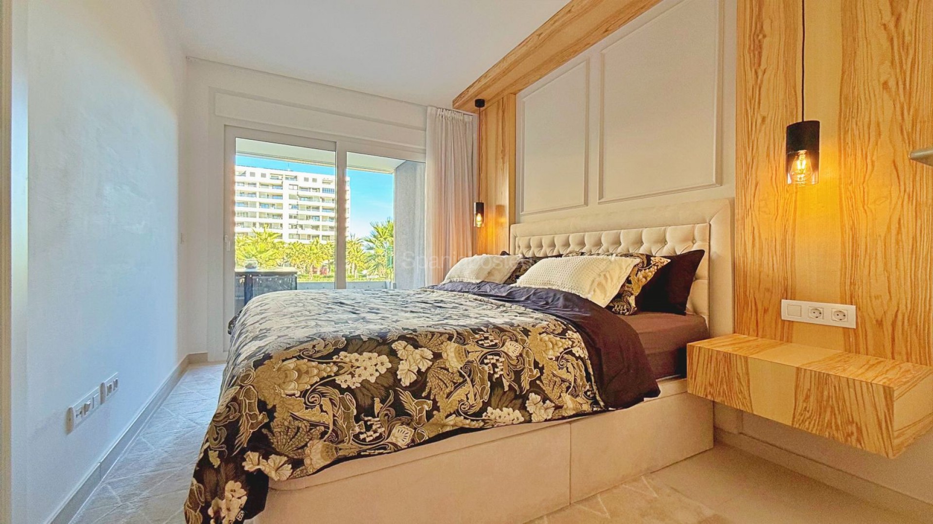 Resale - Apartment -
Torrevieja - Punta Prima