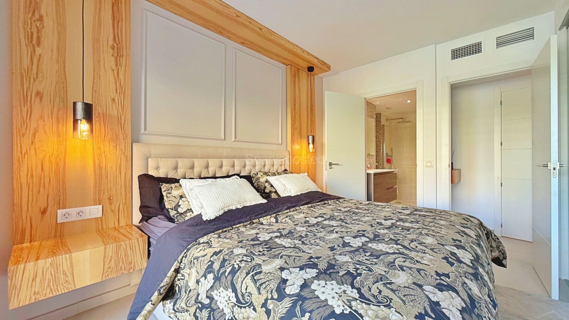 Resale - Apartment -
Torrevieja - Punta Prima