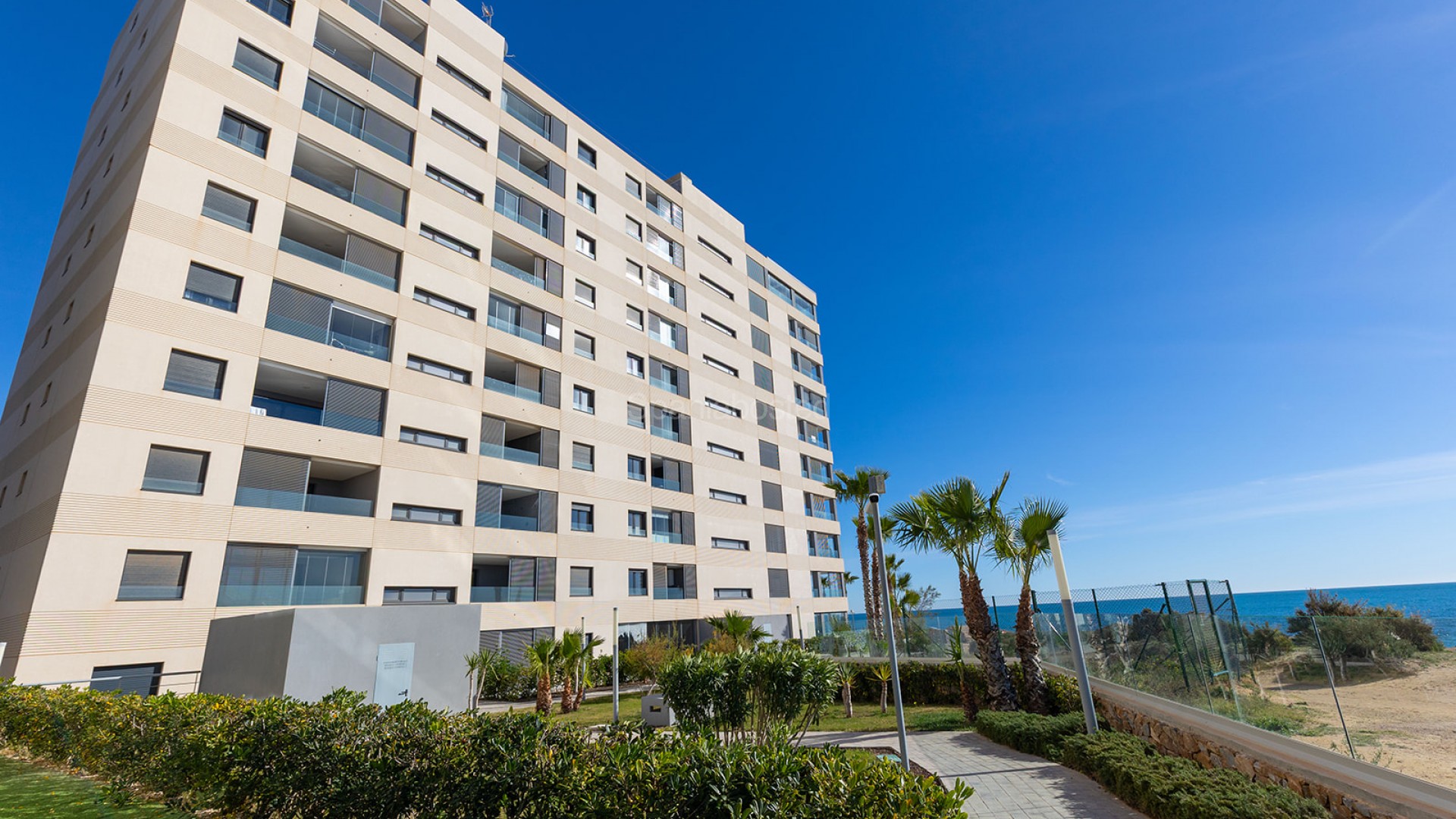 Resale - Apartment -
Torrevieja - Punta Prima