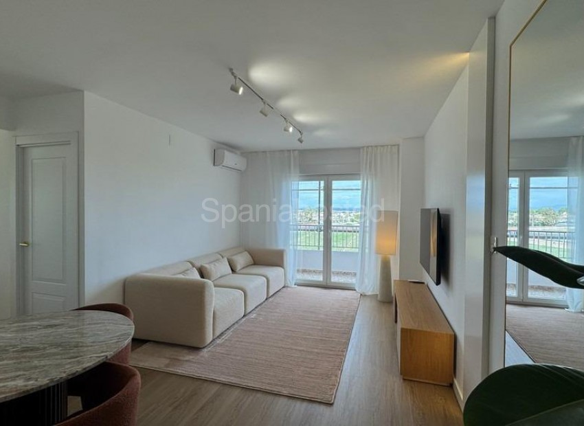 Resale - Apartment -
Torrevieja - Punta prima