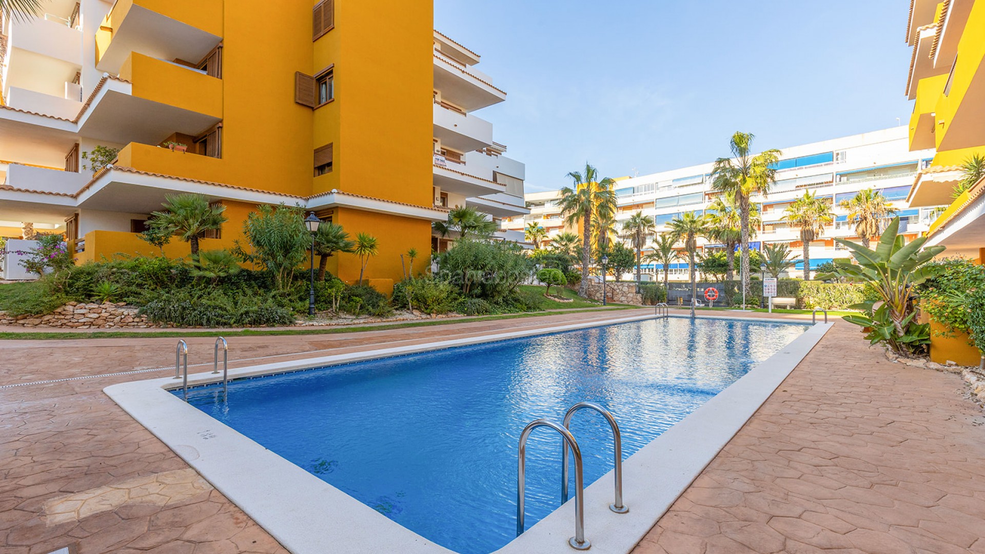 Resale - Apartment -
Torrevieja - Punta Prima