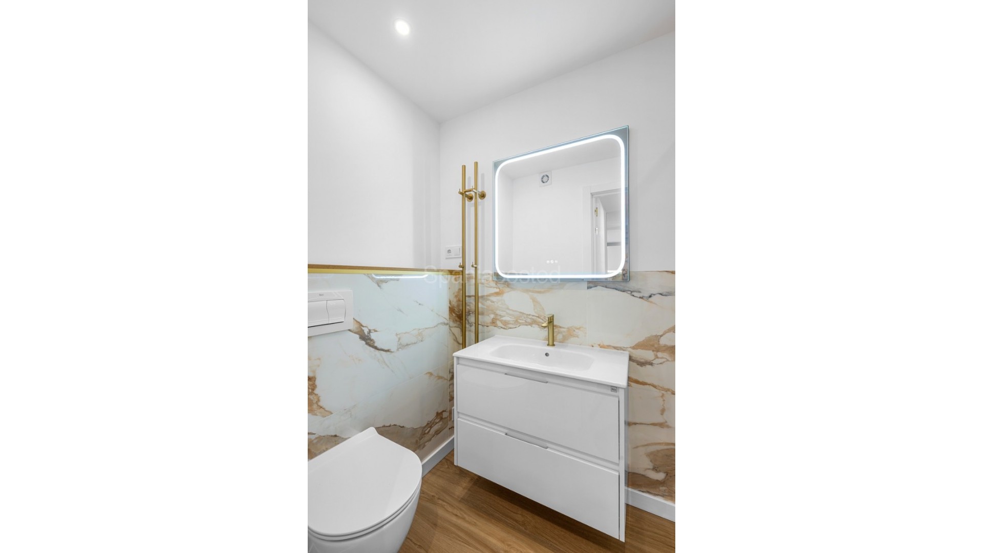 Resale - Apartment -
Torrevieja - Punta Prima