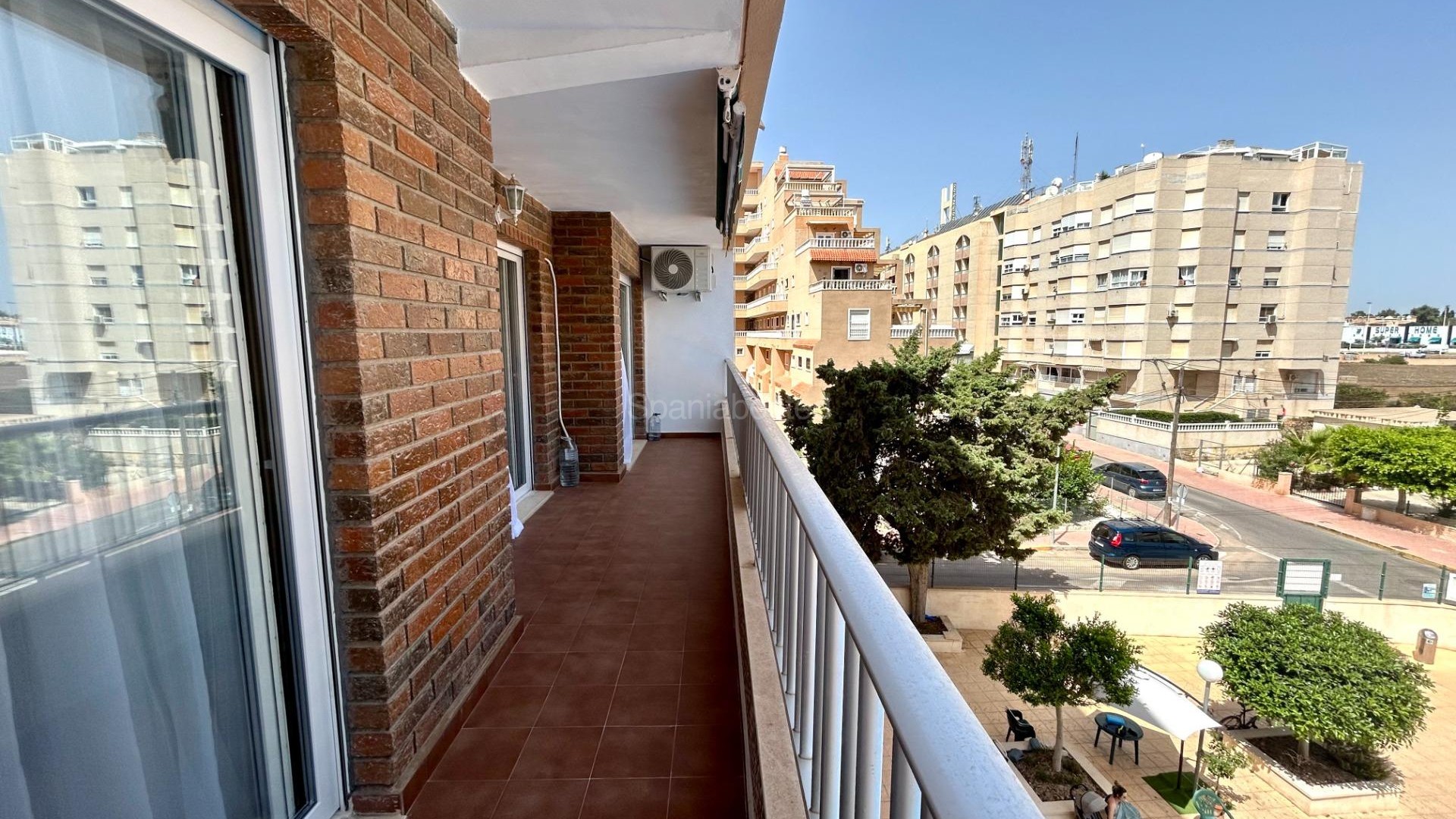 Resale - Apartment -
Torrevieja - Punta prima