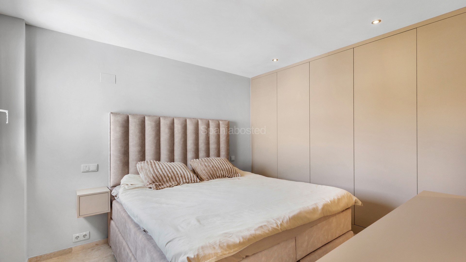 Resale - Apartment -
Torrevieja - Punta Prima