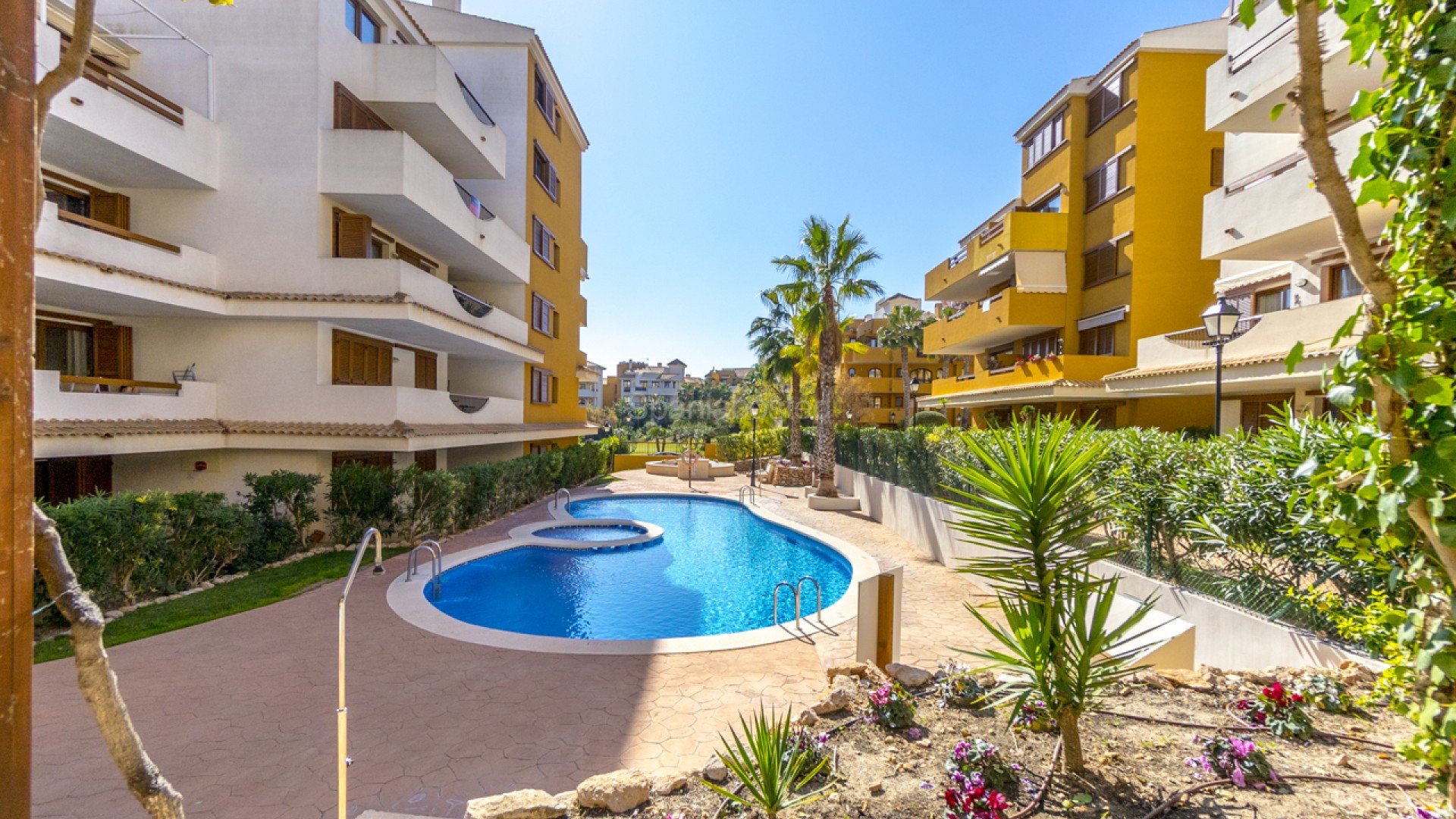 Resale - Apartment -
Torrevieja - Punta Prima
