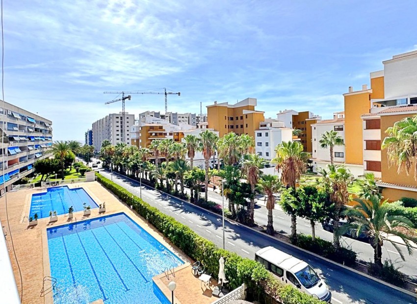 Resale - Apartment -
Torrevieja - Rocio del Mar
