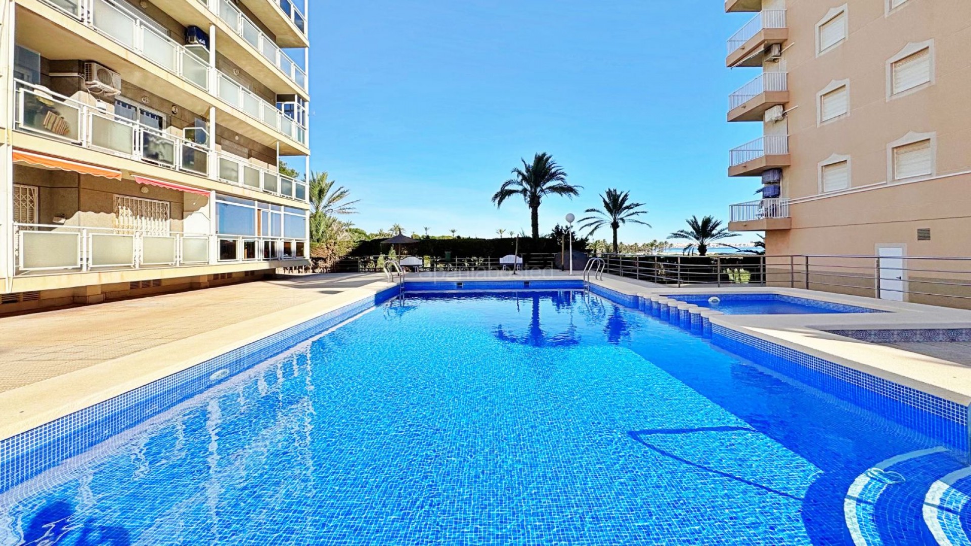 Resale - Apartment -
Torrevieja - Rocio del Mar