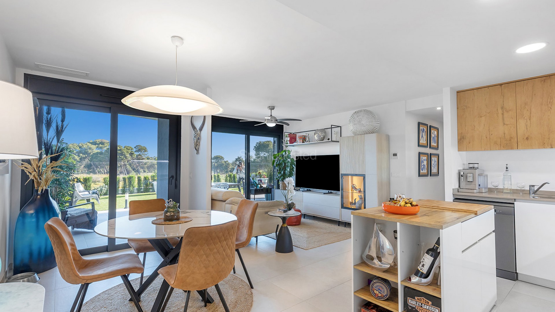 Resale - Apartment -
Torrevieja - Rocio del Mar