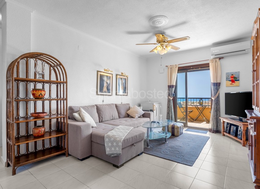 Resale - Apartment -
Torrevieja - Torrevieja - Aguas Nuevas