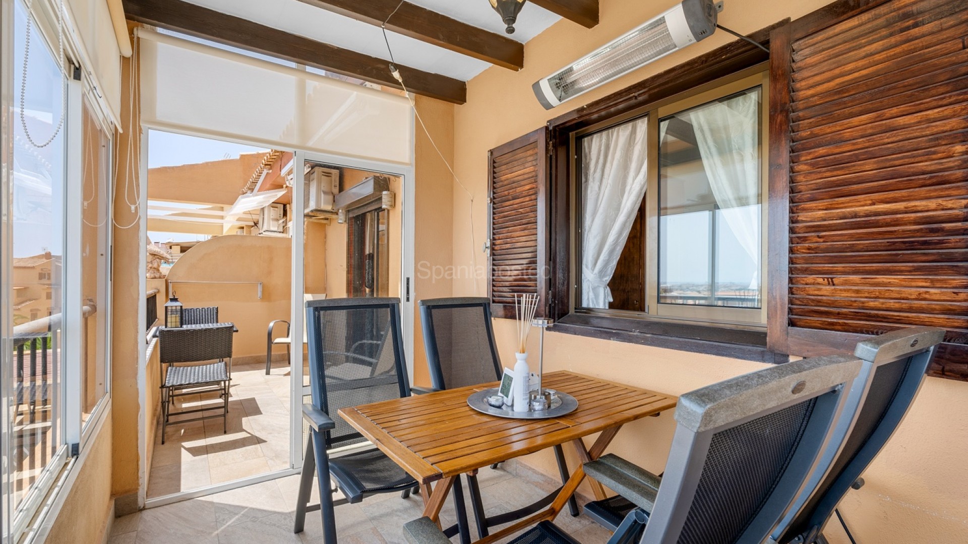 Resale - Apartment -
Torrevieja - Torrevieja - Aguas Nuevas