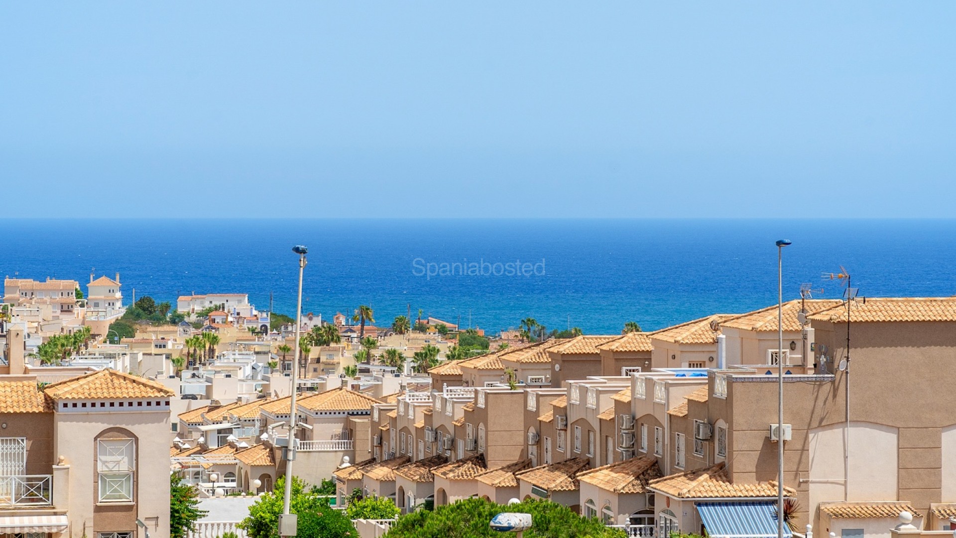 Resale - Apartment -
Torrevieja - Torrevieja - Aguas Nuevas