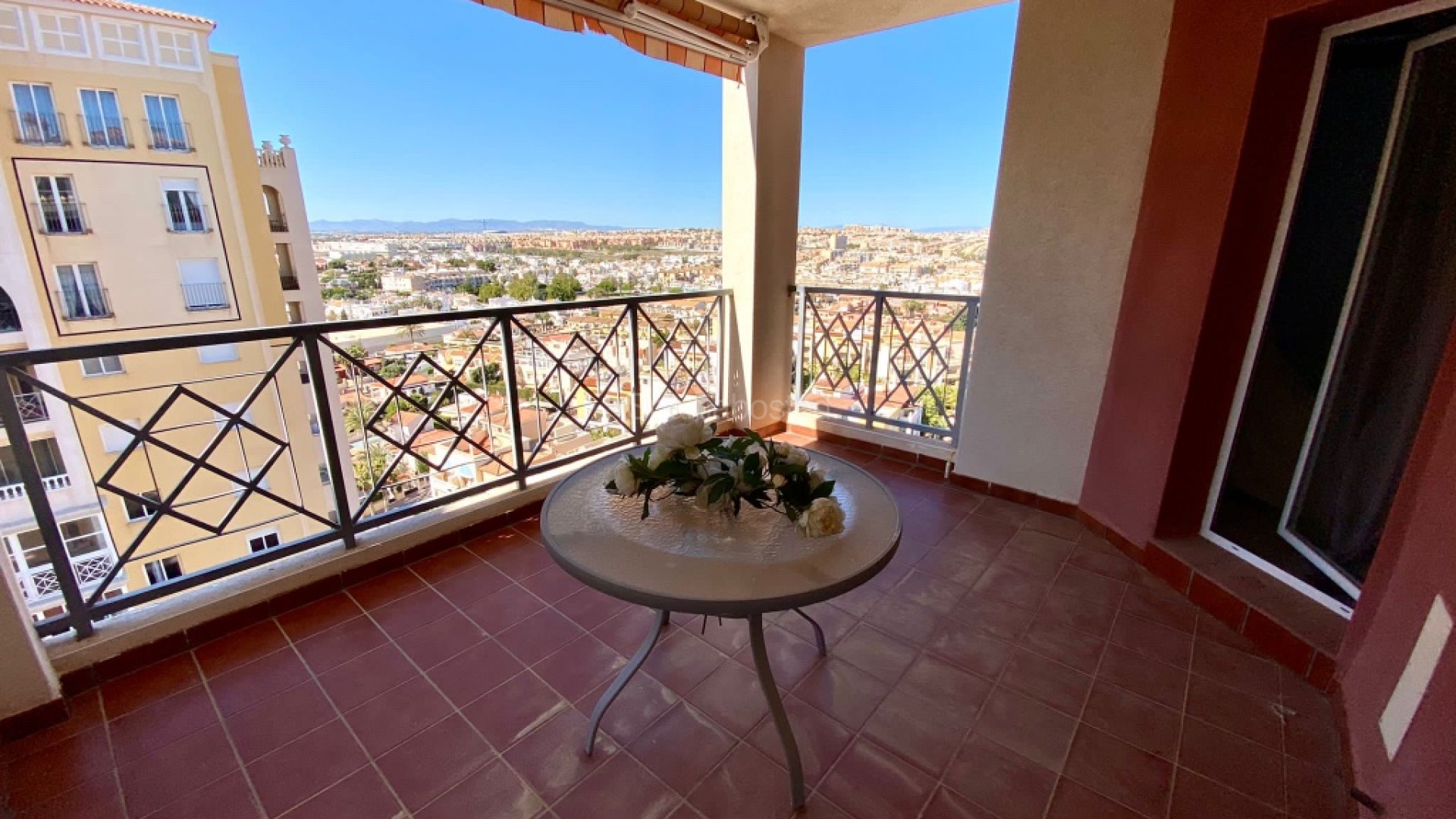 Resale - Apartment -
Torrevieja