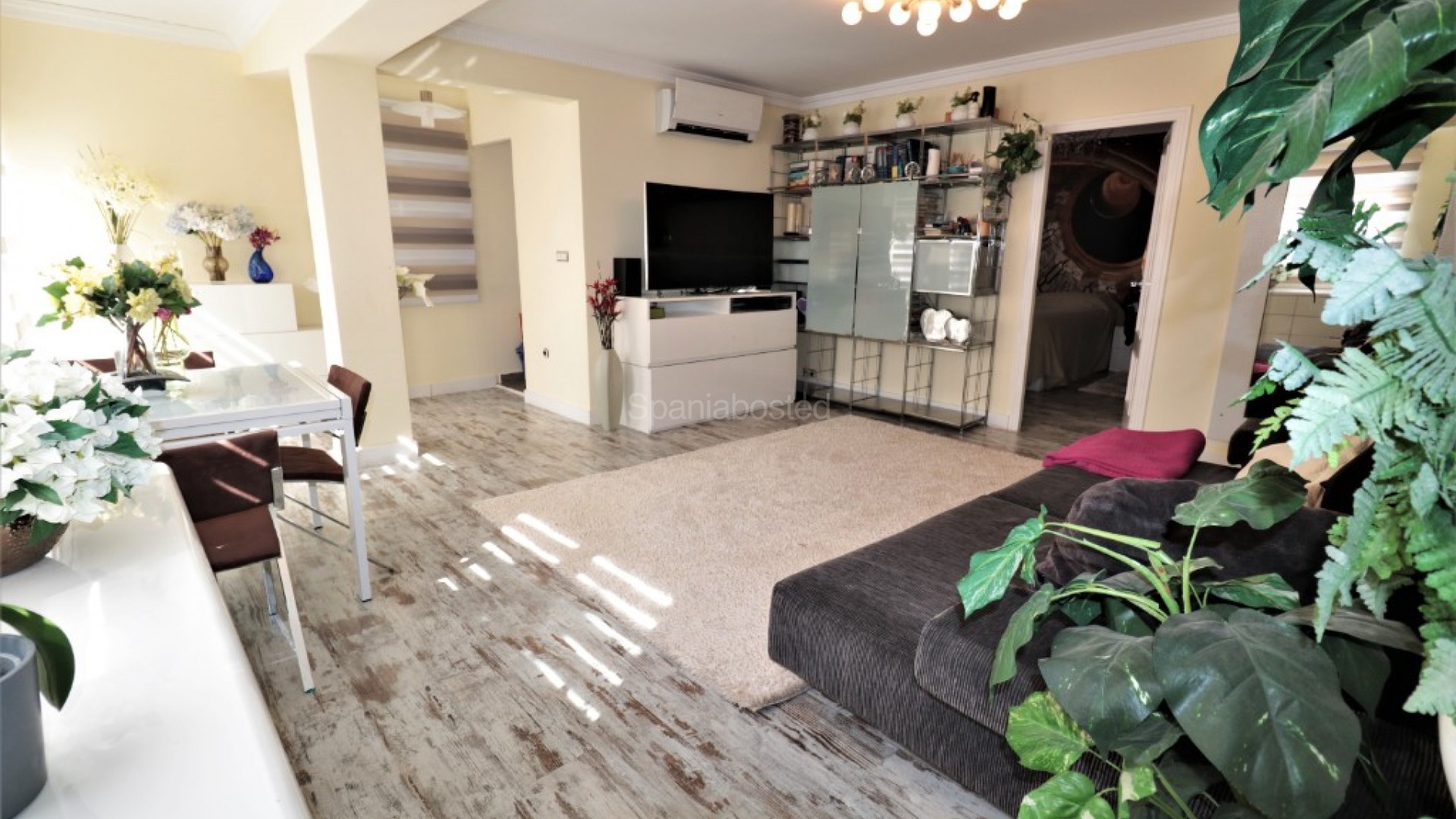 Resale - Apartment -
Torrevieja