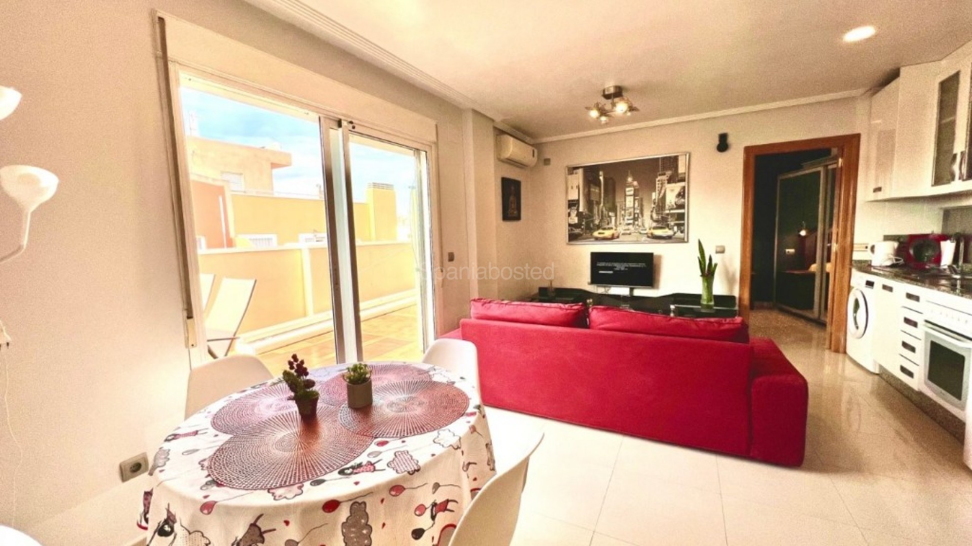 Resale - Apartment -
Torrevieja