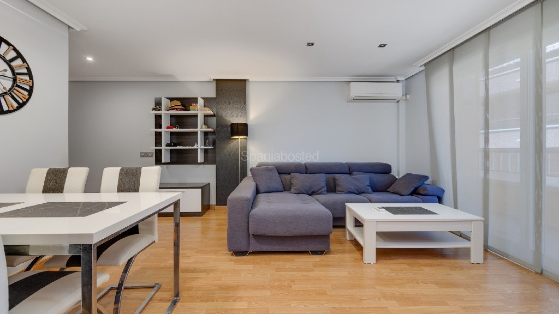 Resale - Apartment -
Torrevieja