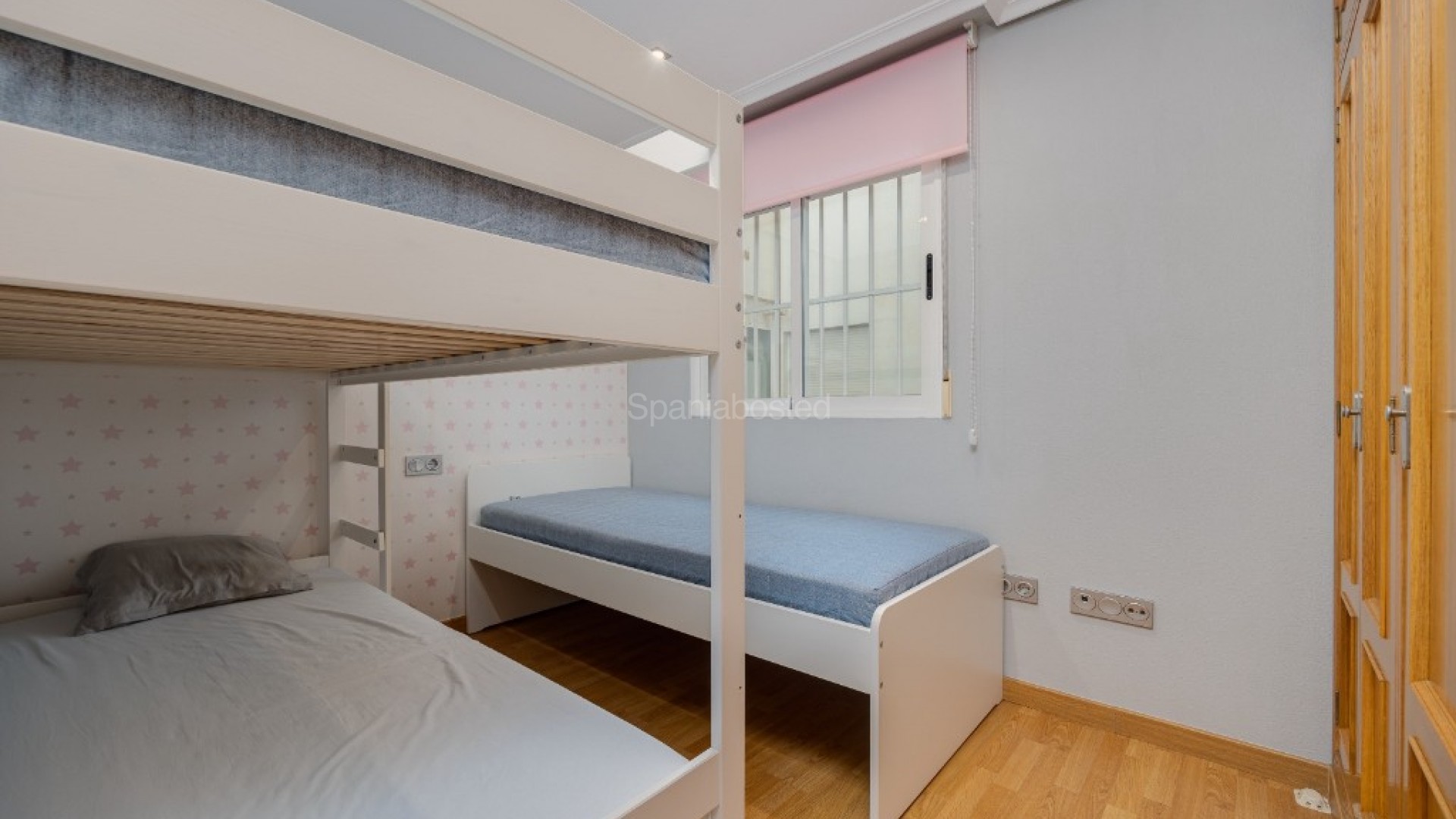 Resale - Apartment -
Torrevieja