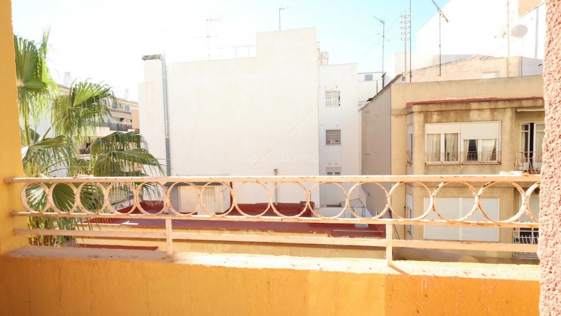 Resale - Apartment -
Torrevieja