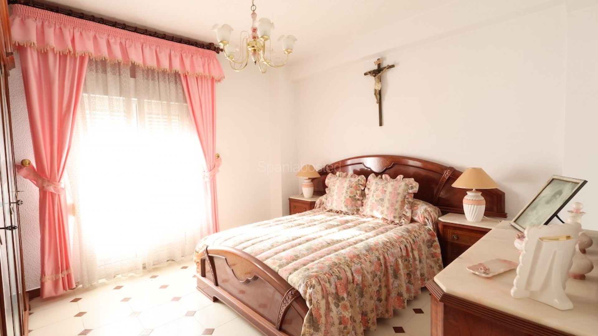 Resale - Apartment -
Torrevieja