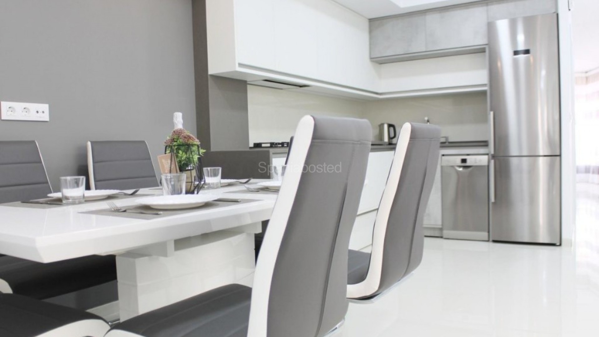 Resale - Apartment -
Torrevieja