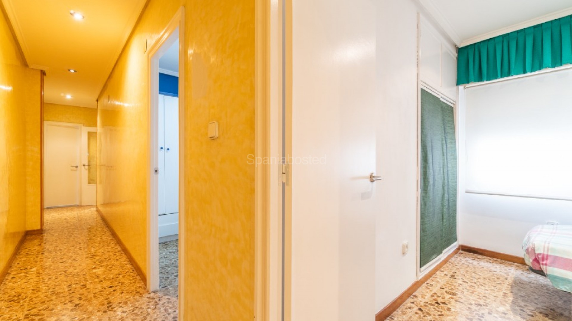 Resale - Apartment -
Torrevieja