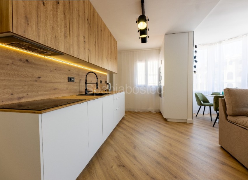 Resale - Apartment -
Torrevieja