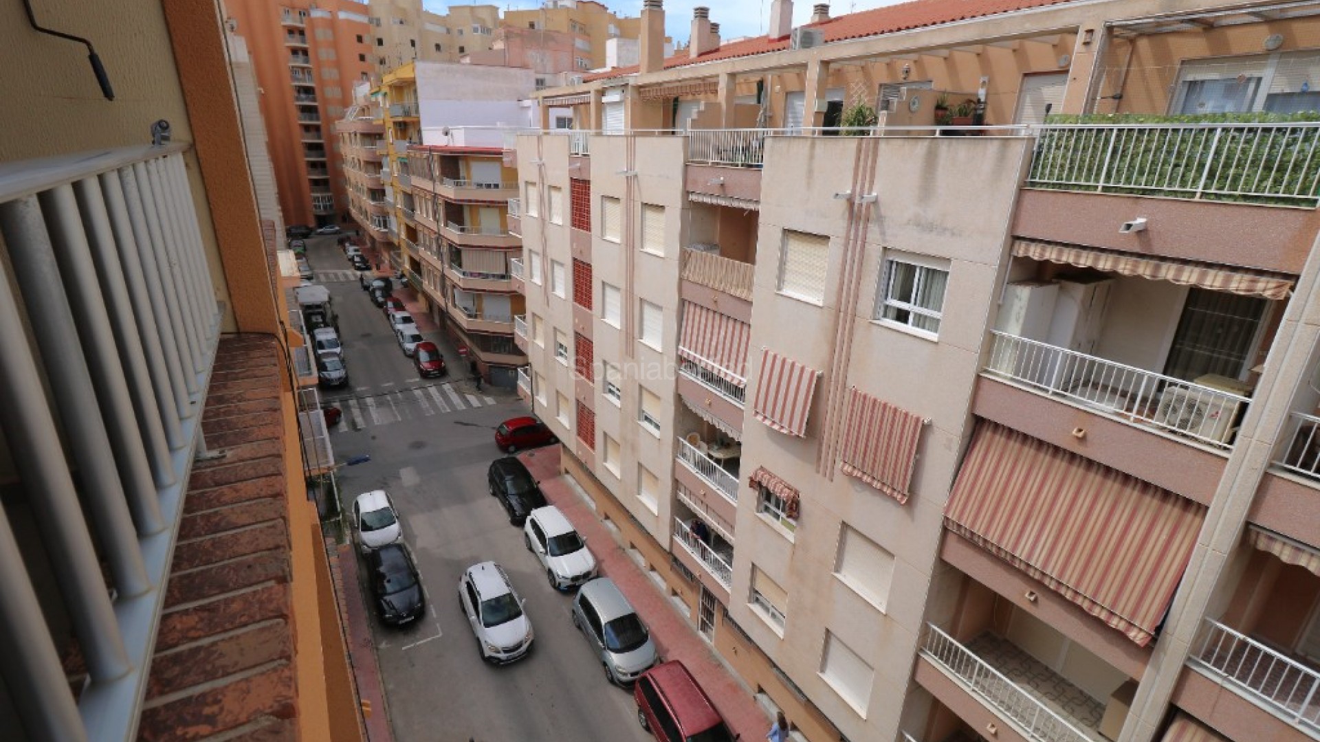 Resale - Apartment -
Torrevieja