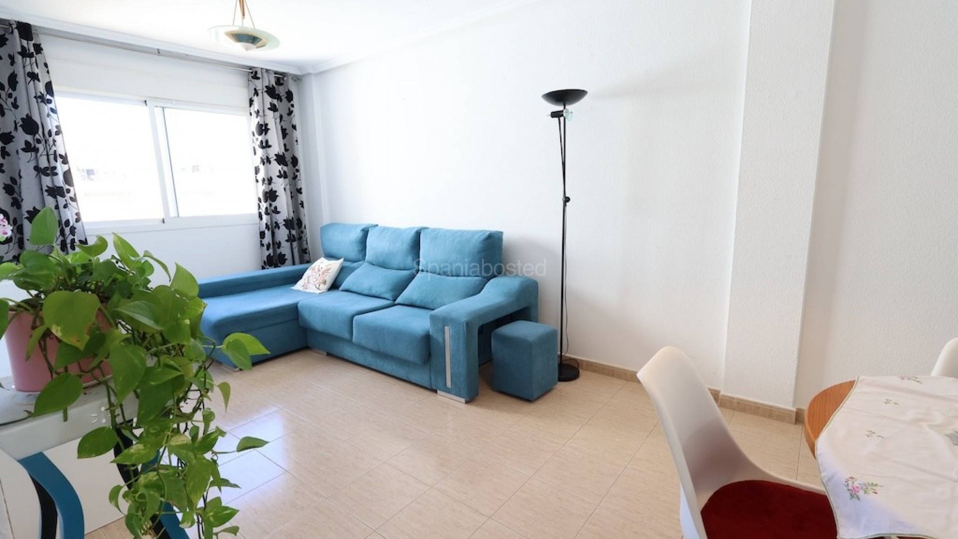 Resale - Apartment -
Torrevieja