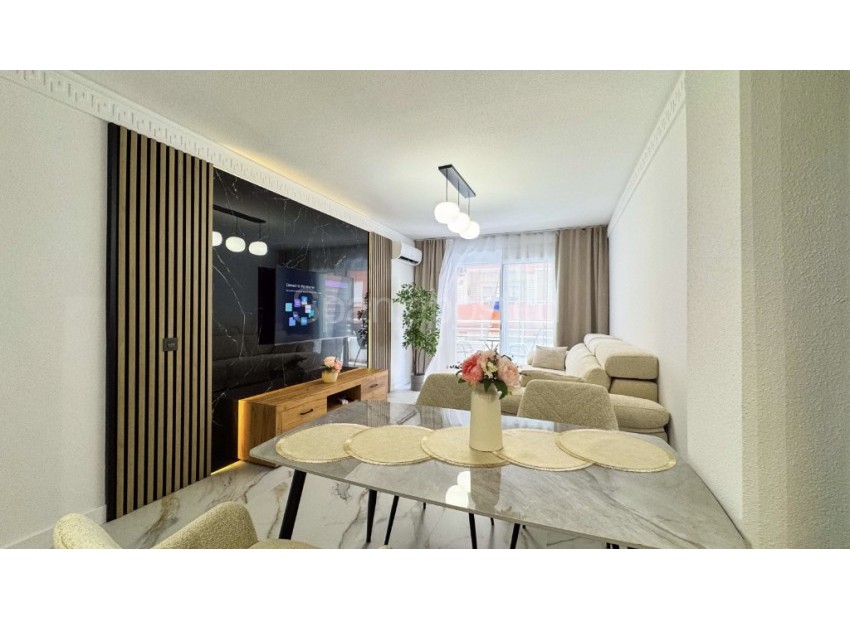 Resale - Apartment -
Torrevieja