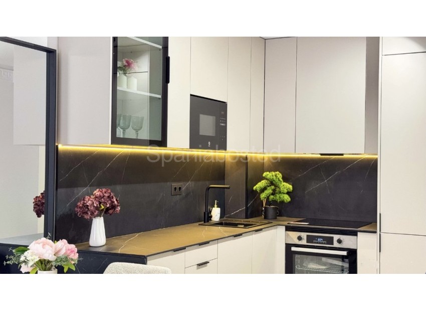 Resale - Apartment -
Torrevieja