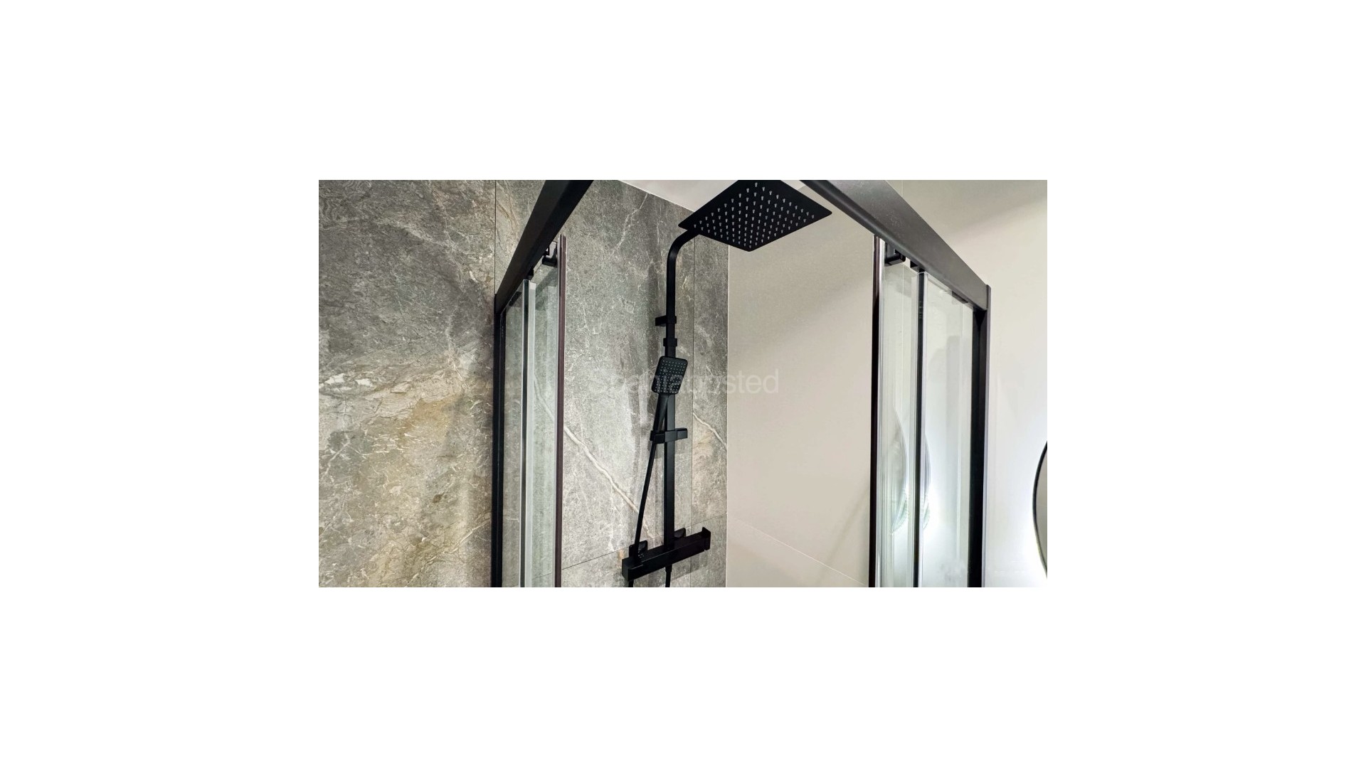 Resale - Apartment -
Torrevieja