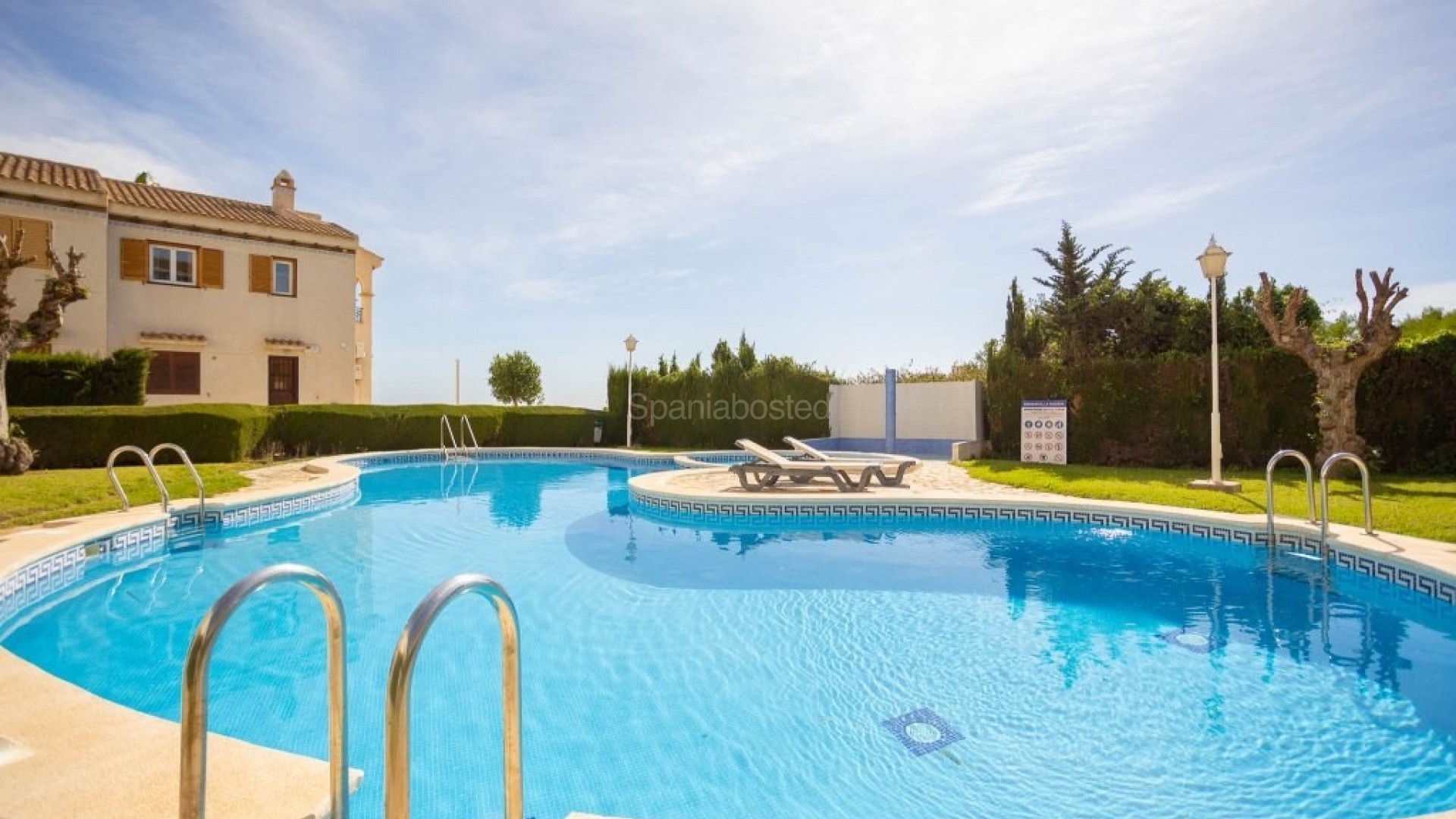 Resale - Apartment -
Torrevieja