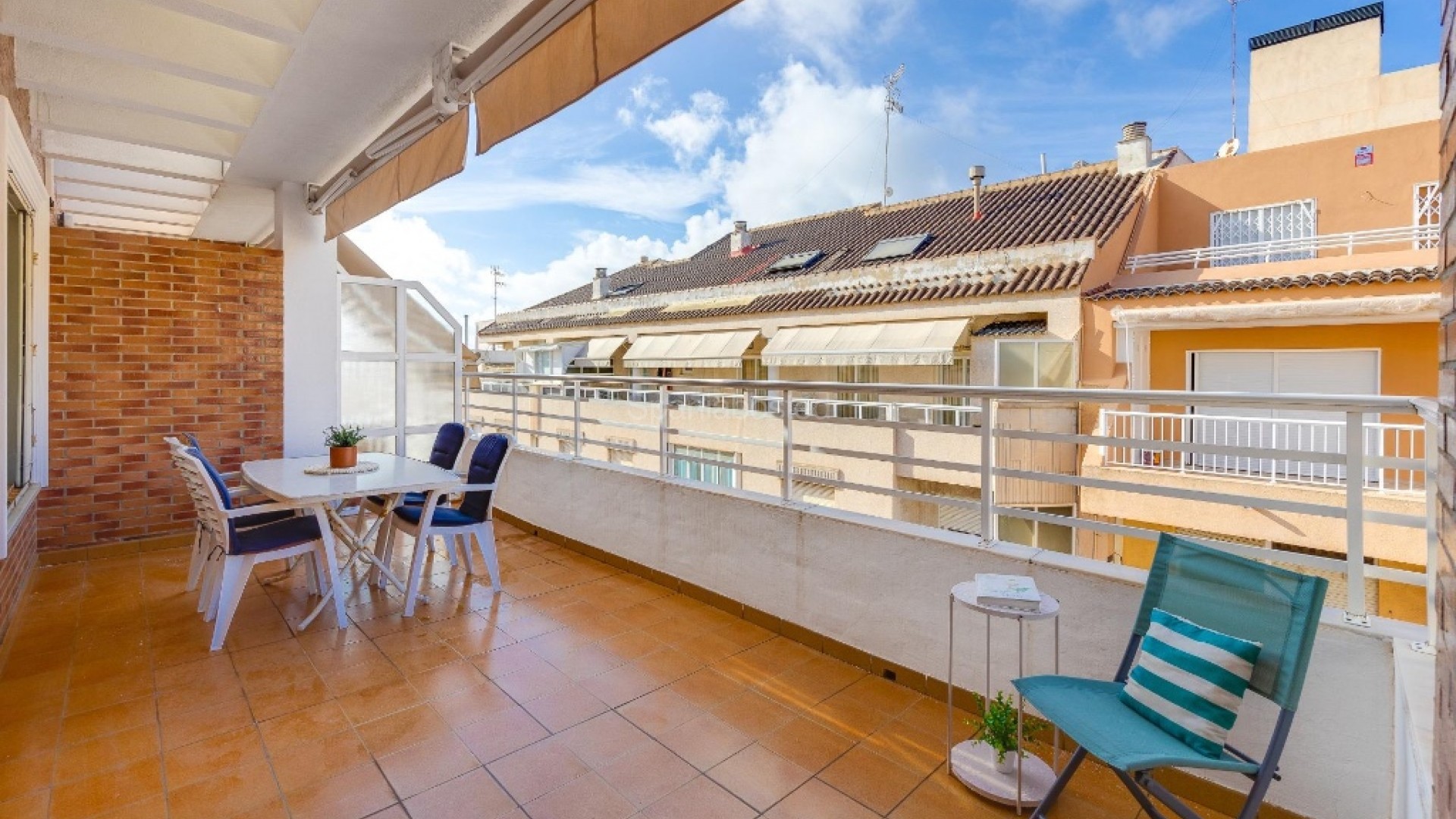 Resale - Apartment -
Torrevieja