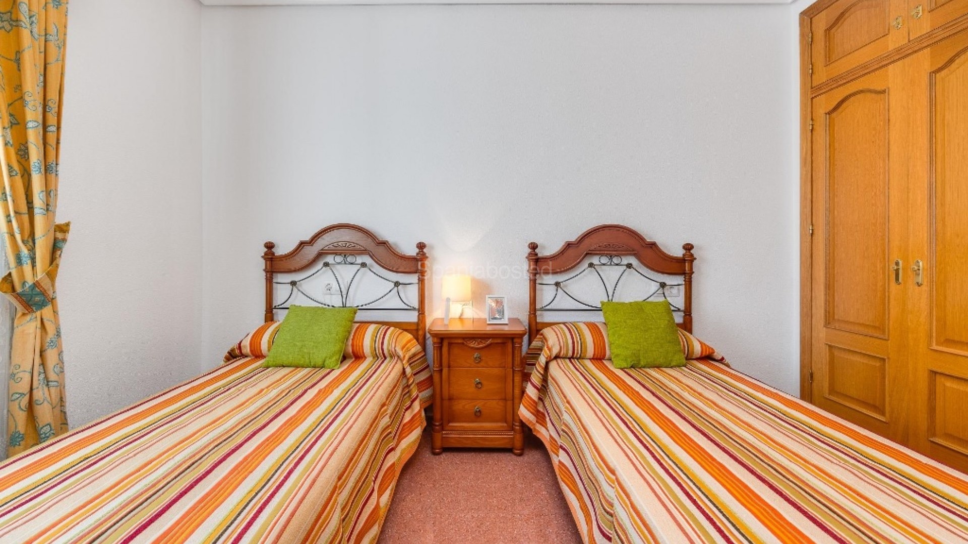 Resale - Apartment -
Torrevieja