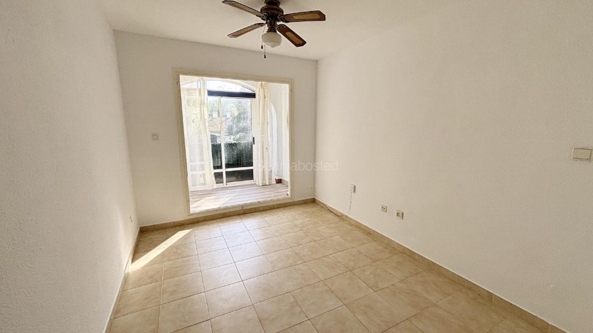 Resale - Apartment -
Torrevieja