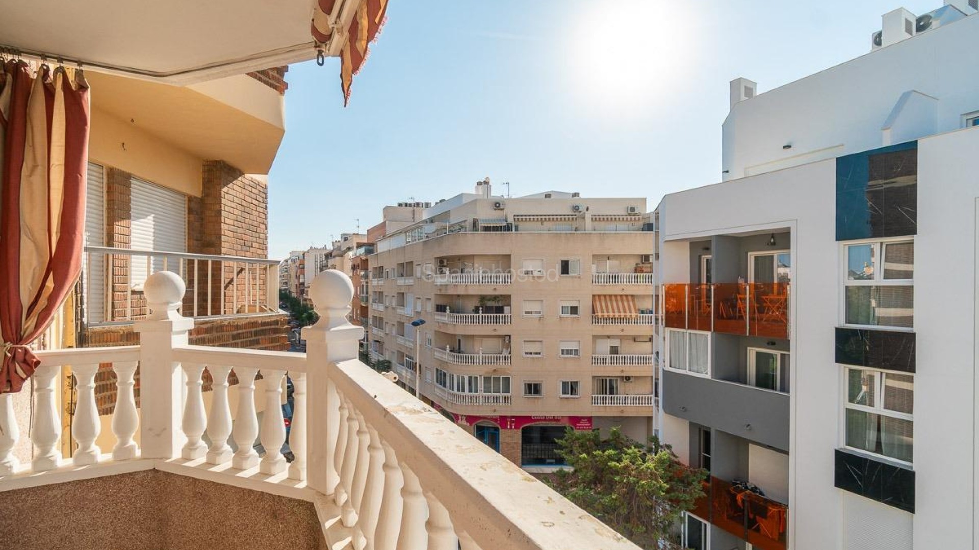 Resale - Apartment -
Torrevieja