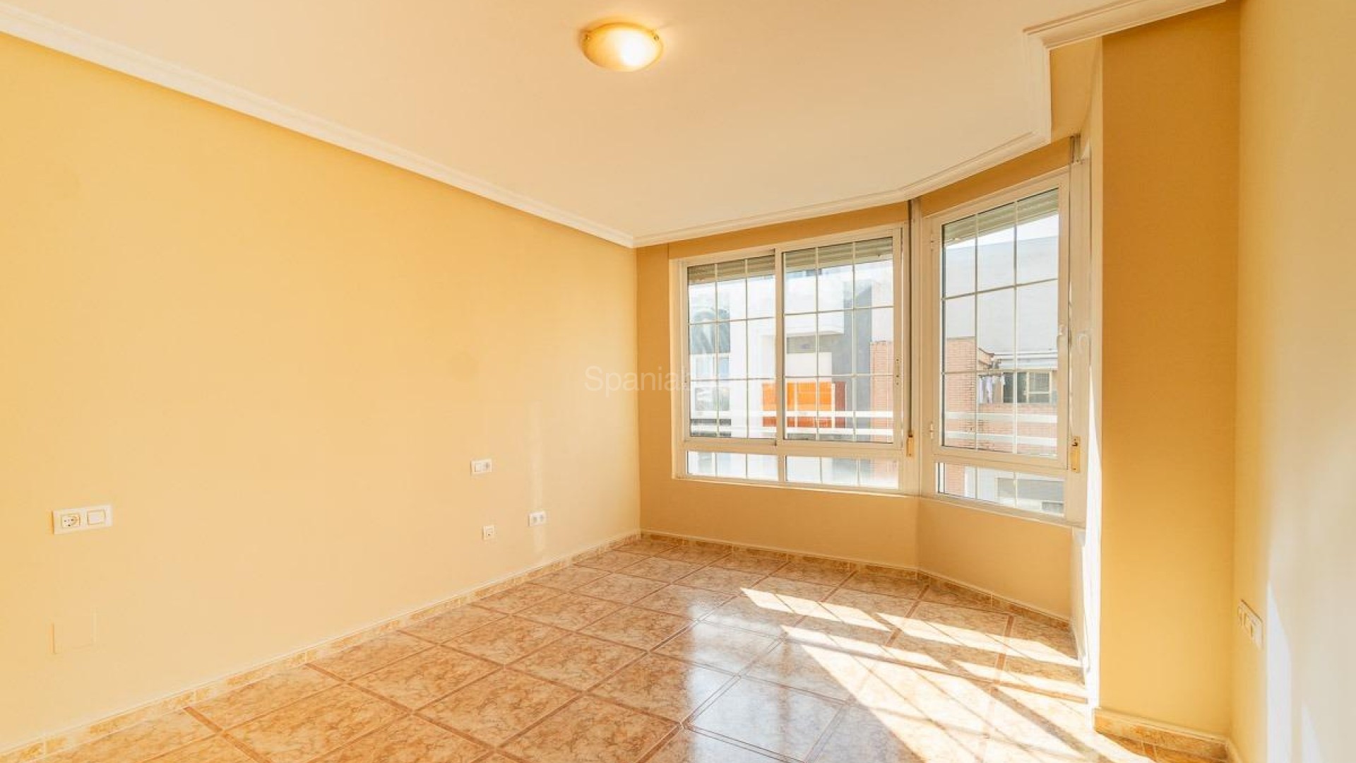 Resale - Apartment -
Torrevieja