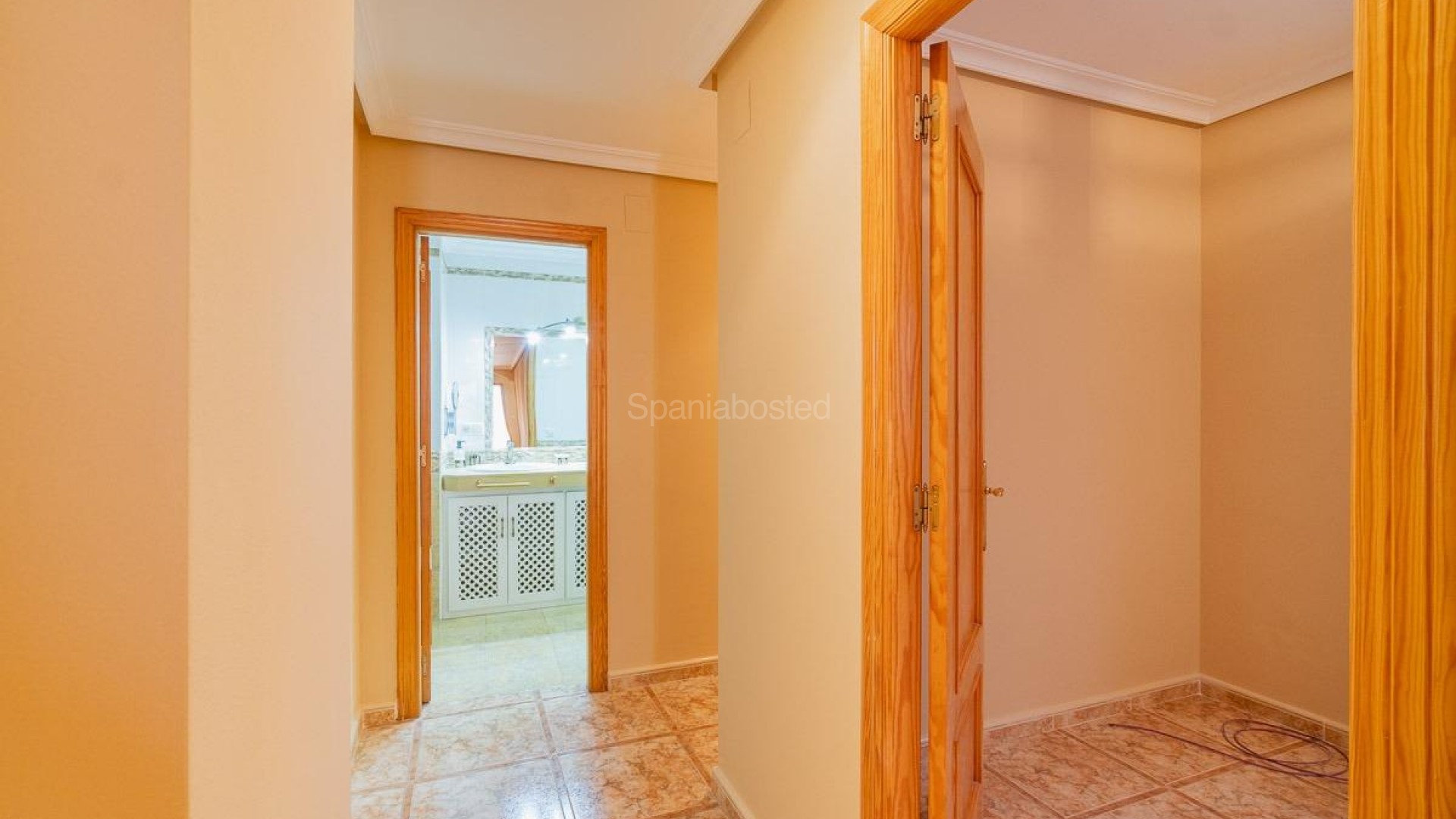 Resale - Apartment -
Torrevieja