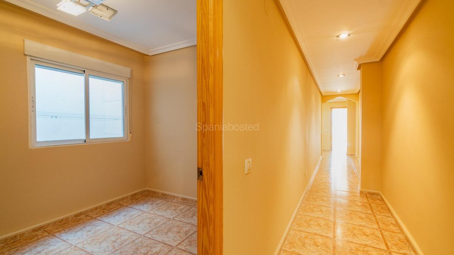 Resale - Apartment -
Torrevieja