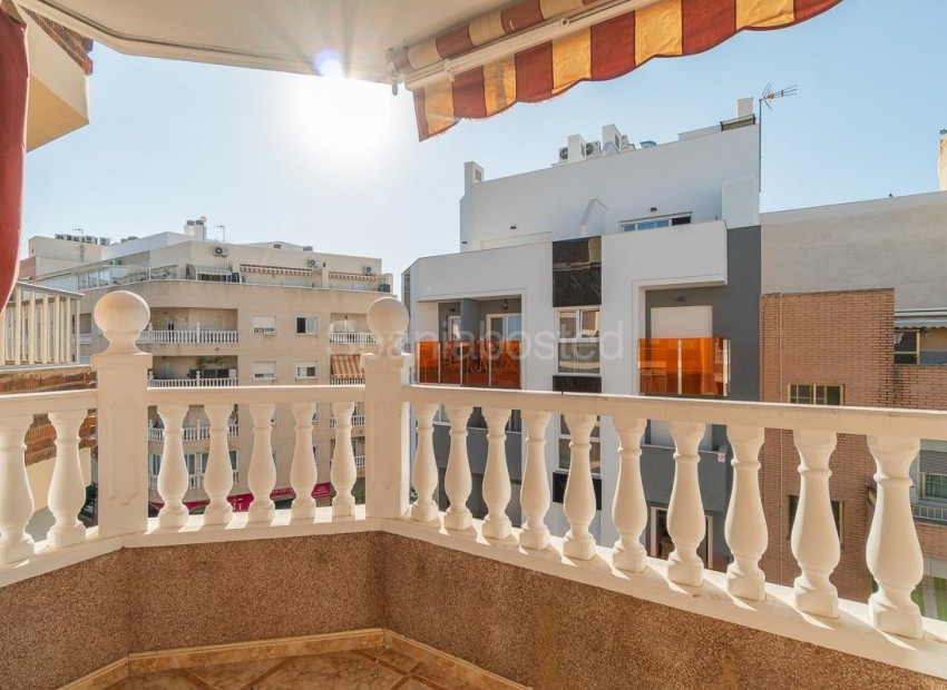 Resale - Apartment -
Torrevieja