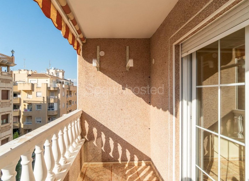 Resale - Apartment -
Torrevieja