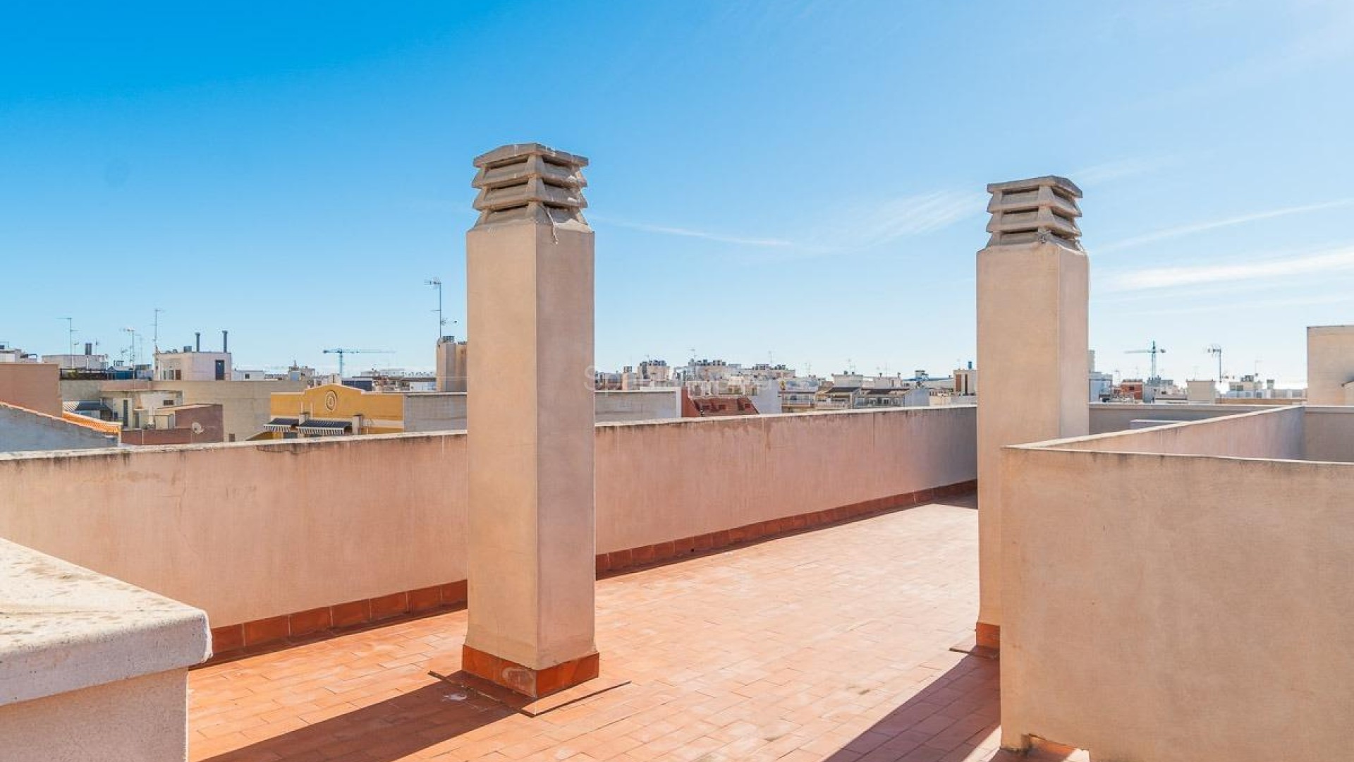Resale - Apartment -
Torrevieja