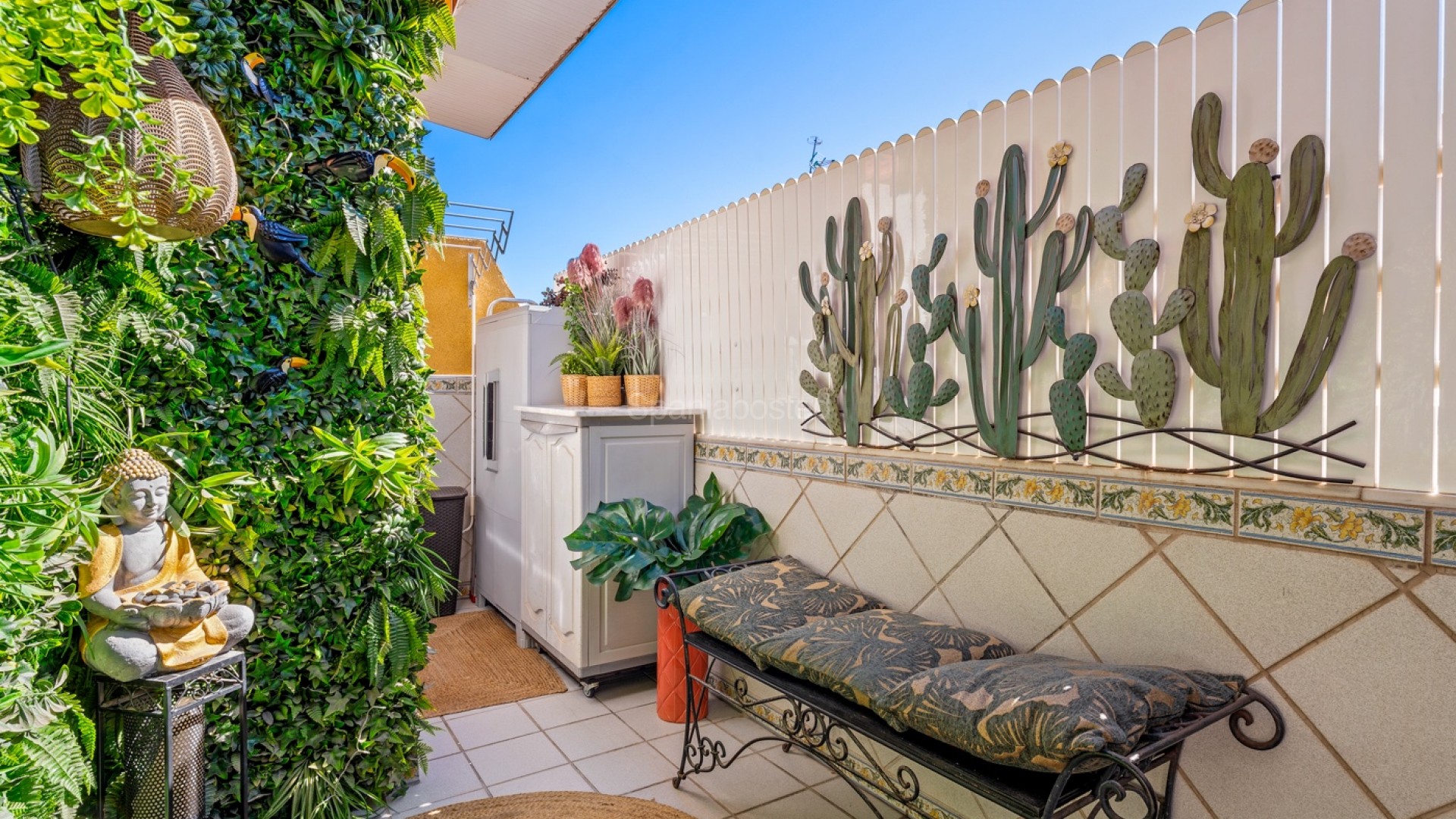 Resale - Apartment -
Torrevieja