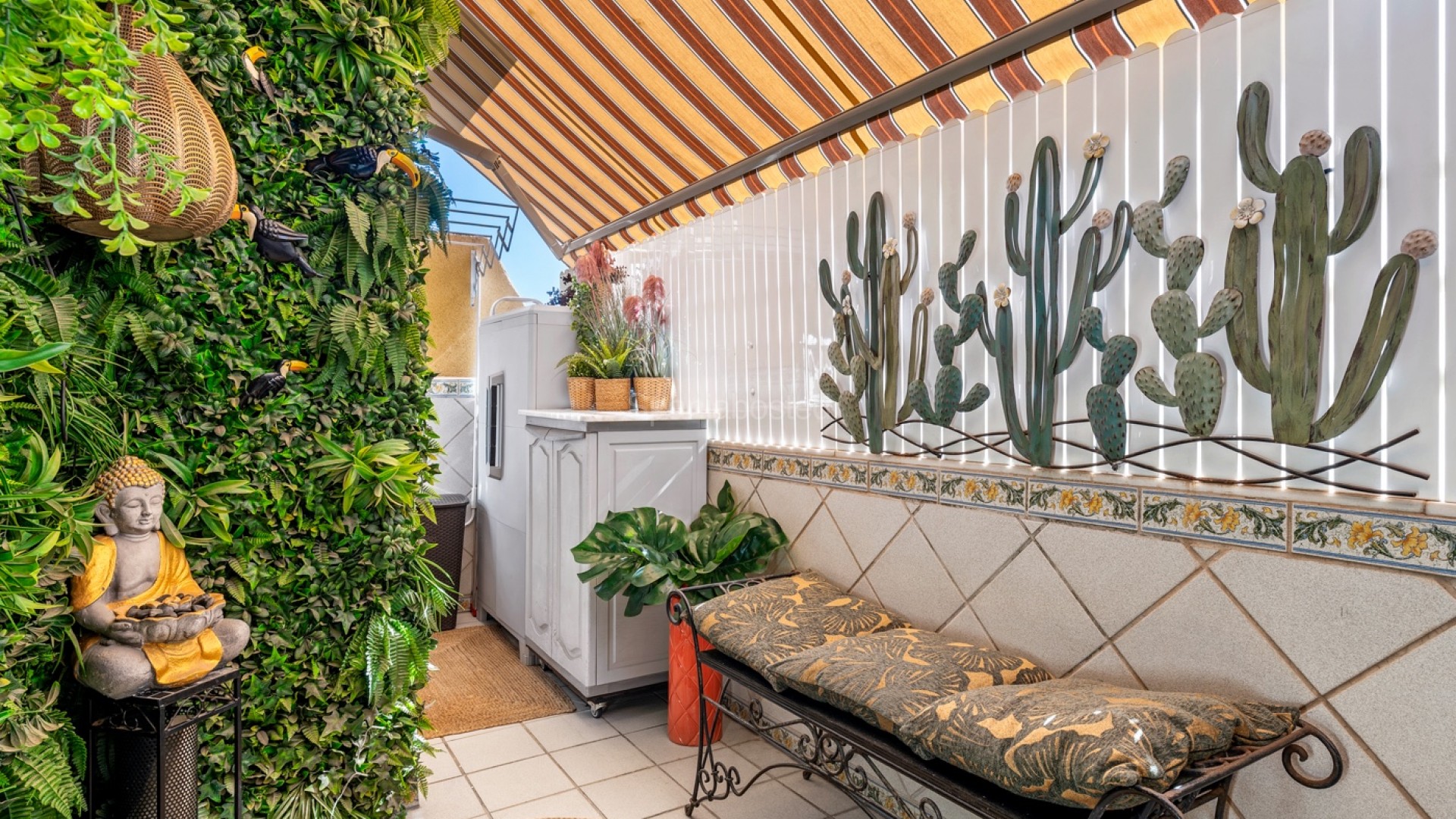 Resale - Apartment -
Torrevieja