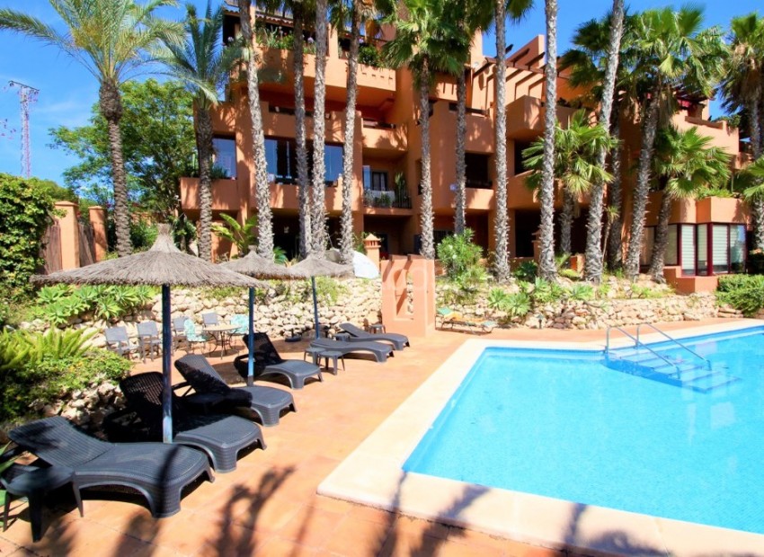 Resale - Apartment -
Villamartín - Villamartin