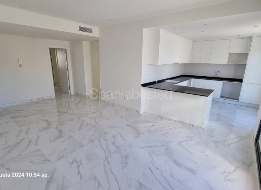 Resale - Apartment -
Villamartín - Villamartin