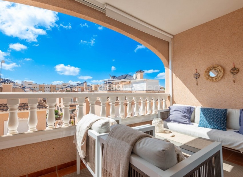 Resale - Apartment -
Villamartín - Villamartin