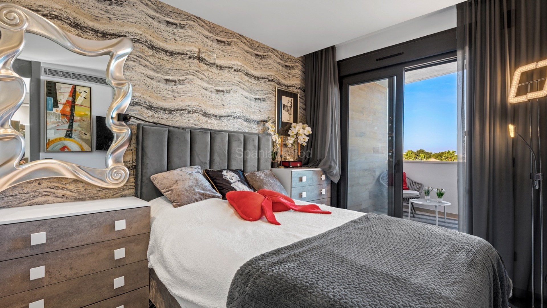 Resale - Apartment -
Villamartín - Villamartin