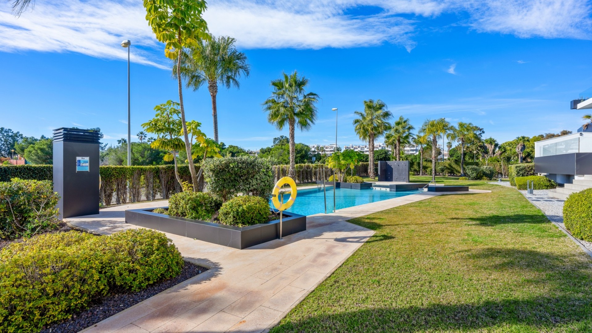 Resale - Apartment -
Villamartín - Villamartin