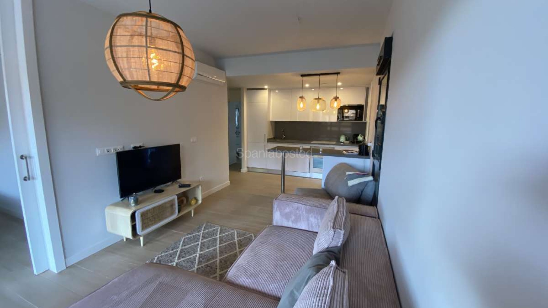 Resale - Apartment -
Villamartín - Villamartin