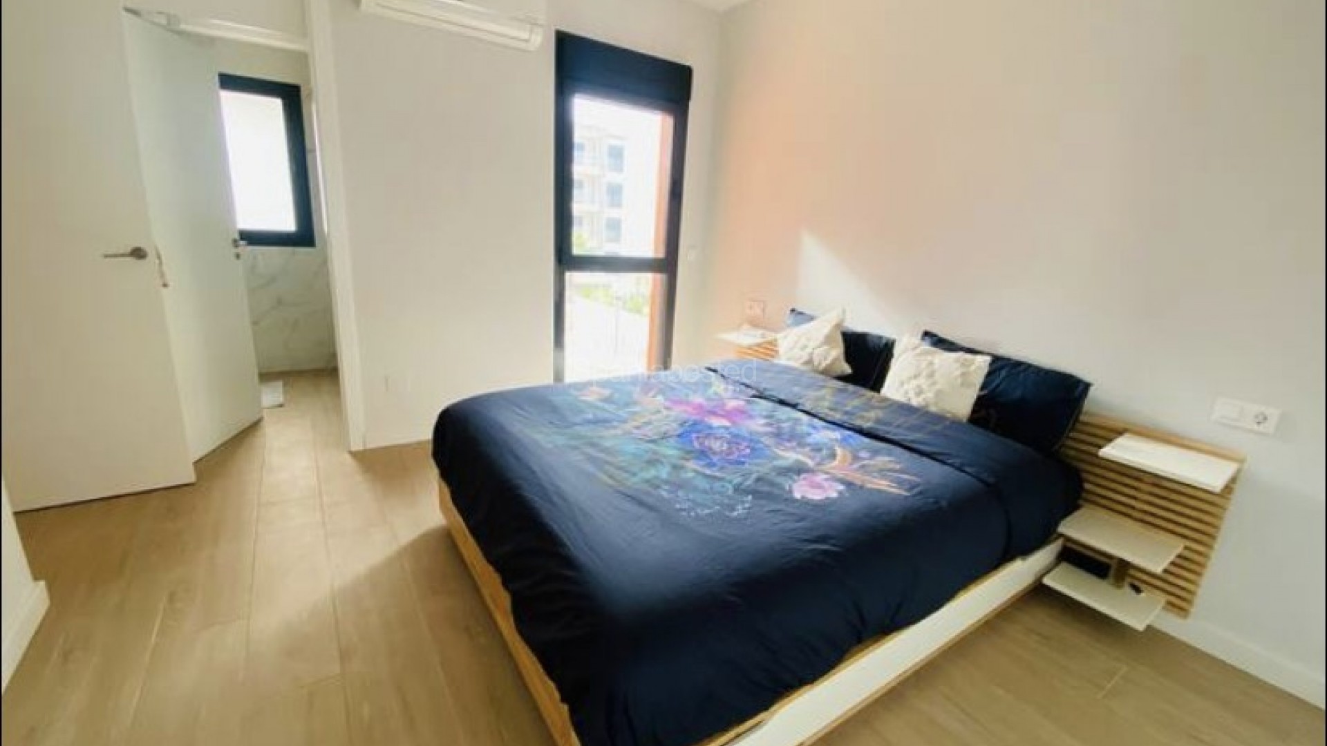 Resale - Apartment -
Villamartín - Villamartin